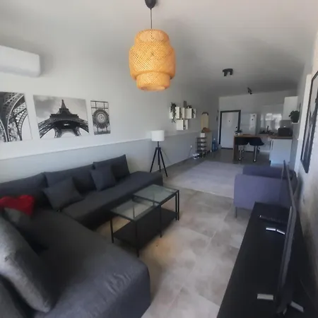 Caesar Iskele Long Apartamento Vrysoules